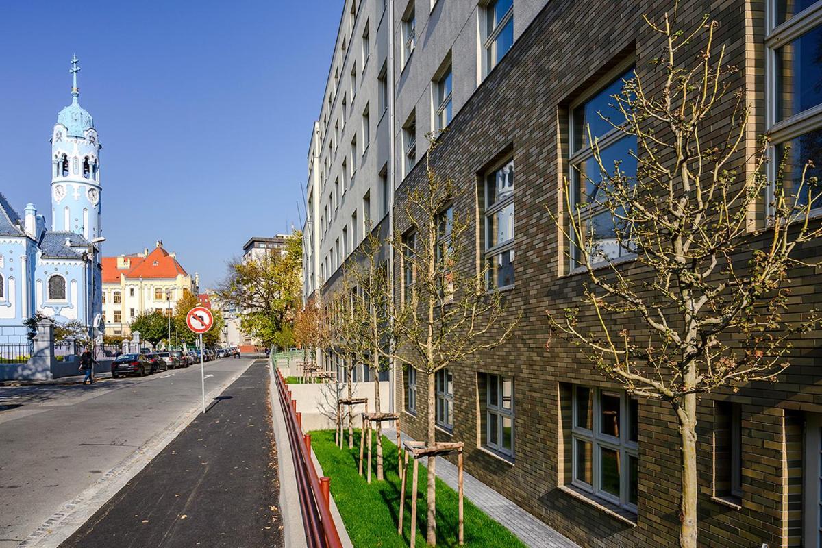 Luxury Apartment In City Centrum By Ota Group ブラチスラヴァ エクステリア 写真